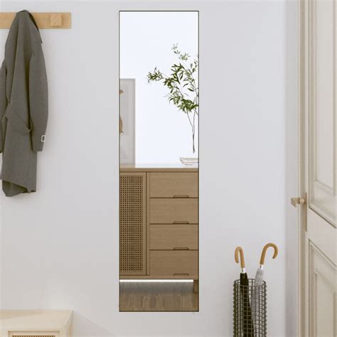 elegantno stensko ogledalo