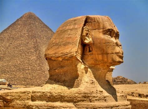 Velika sfinga in piramide v Gizi