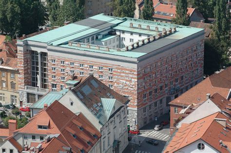 Narodna in univerzitetna knjižnica, Ljubljana