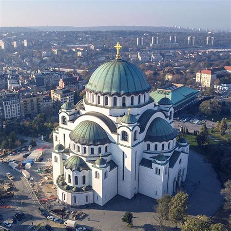 Dijaki na vodenem ogledu znamenitosti Beograda