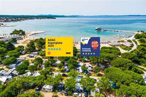 Pogled na kamp Zaton Holiday Resort ob sončnem dnevu