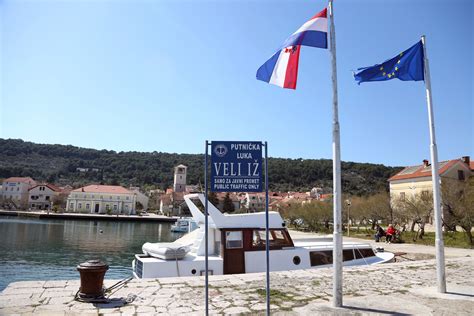 Zaliv na otoku Ugljan