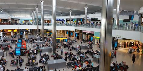 Lokacija letališč Heathrow in Gatwick glede na London