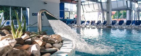 Notranji bazen s termalno vodo