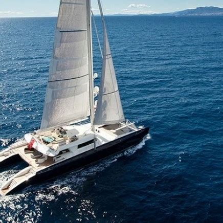 Luksuzni jadralni katamaran Hemisphere