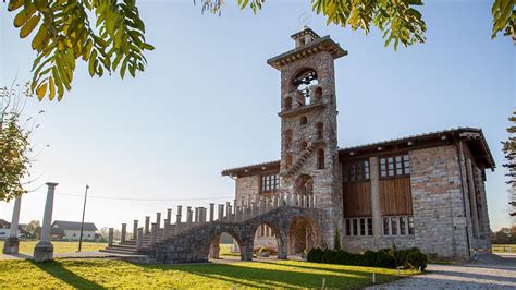 Cerkev sv. Mihaela v Monte Sant' Angelu