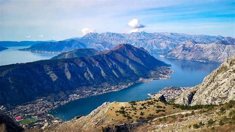 Pogled na otoke iz zaliva Valdarke