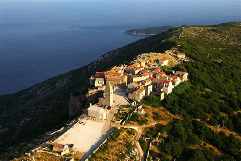 Uvala Lubenice na otoku Cresu