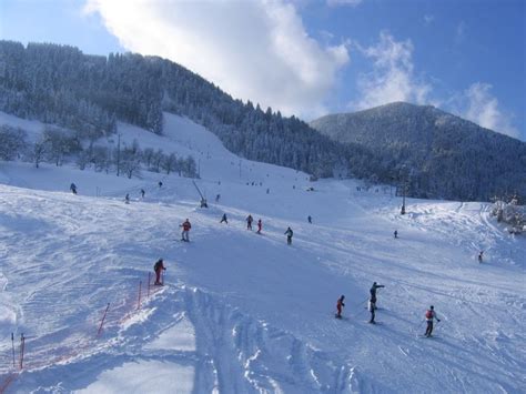 Panoramski razgled na smučišče Stari Vrh