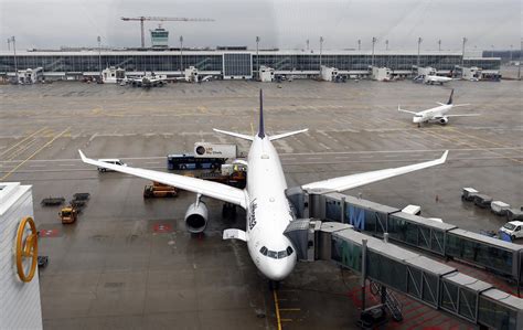 Ikone, ki predstavljajo različna londonska letališča in njihovo lokacijo glede na center mesta