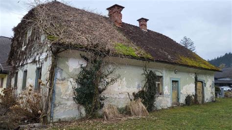 Obnovljena stara hiša na kmetiji