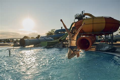 Poletna Termalna Riviera s številnimi bazeni in tobogani