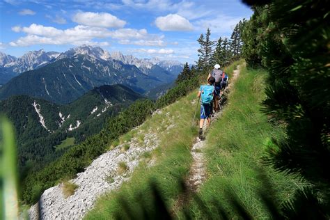 Pohodništvo in narava
