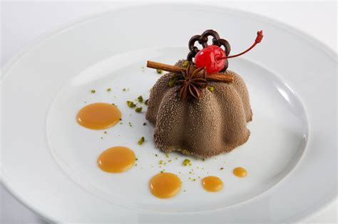 kulinarična ponudba v koči na smučišču