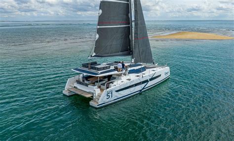 Notranjost sodobnega katamarana