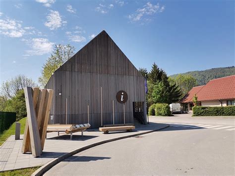 Center za obiskovalce Cerkniško jezero