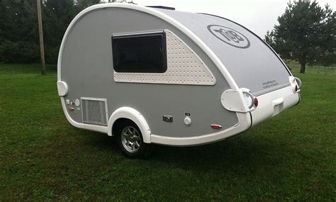 Notranjost sodobne počitniške prikolice