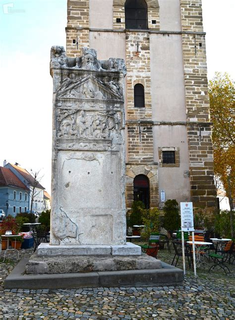 Orfejev spomenik v Ptuju