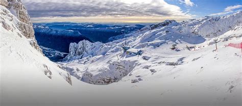 Panoramski razgled smučišča Kanin s pogledom na Julijske Alpe in Jadransko morje