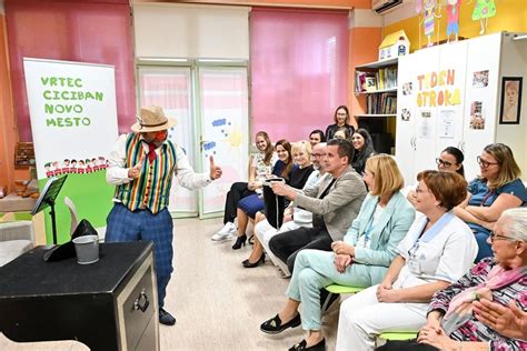 Notranjost sodobnega bolnišničnega oddelka