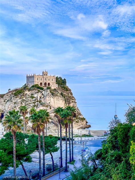 Pogled na Tropeo v Kalabriji