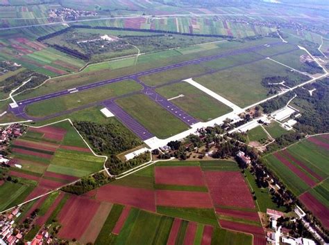 Letališče Cerklje ob Krki v ptičji perspektivi