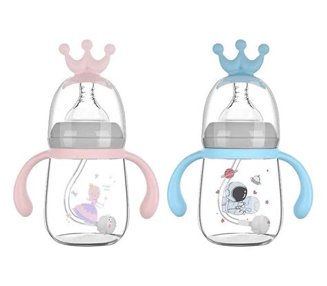 Ilustracija otroške stekleničke in škatle z zdravili