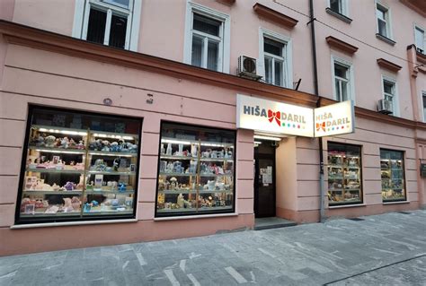 izdelki iz trgovine z igračami ZOO Ljubljana