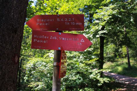 prehod skozi sotesko Pekel z zavarovanimi stopnicami