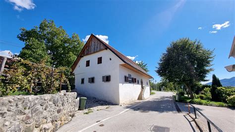 Zemljevid lokacije Prešernove rojstne hiše v Vrbi