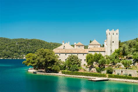 Otoček Sv. Marije na Velikem jezeru