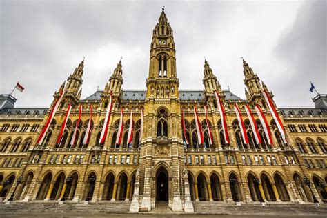 Dunajska mestna hiša (Rathaus)