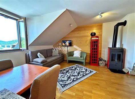 Gostilnica Jezero s pogledom na jezero