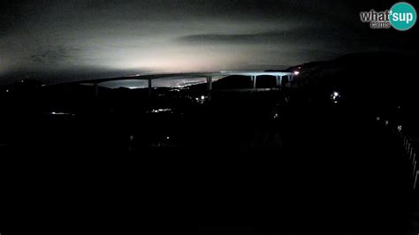 Pogled na Genovsko pristanišče z ladjami