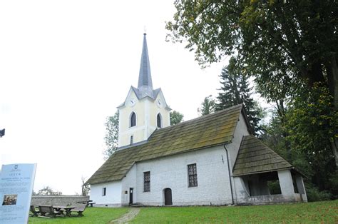 Staroslovanski grobovi v cerkvi sv. Jurija na Legnu