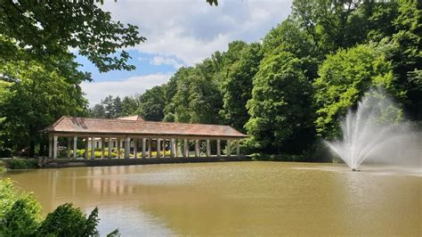 Zračni posnetek Mariborskega mestnega parka s Tremi ribniki