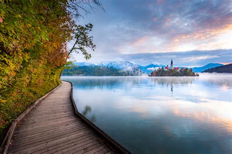 Jezero Bled s otočkom in gradom