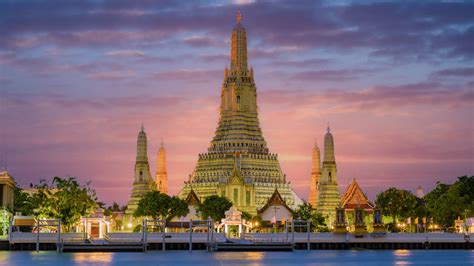 Wat Arun temple in Bangkok