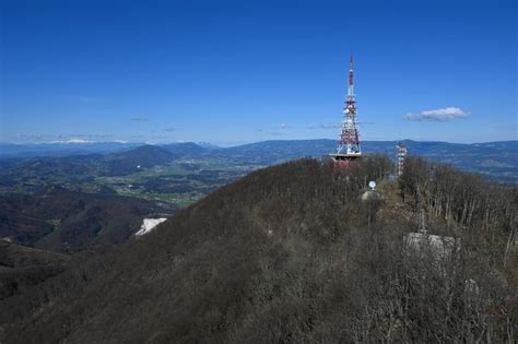 Pogled na Gardaland s panoramskega stolpa