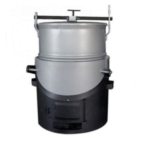 Starodobni parnik na morju