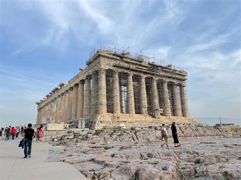 Atenška akropola s Partenonom