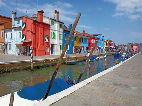 Slika: Pisane hiše na otoku Burano