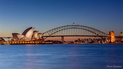 Sydney Opera House in Harbour Bridge