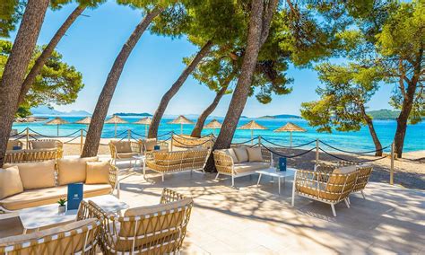 Punto Mare Beach Bar s pogledom na morje