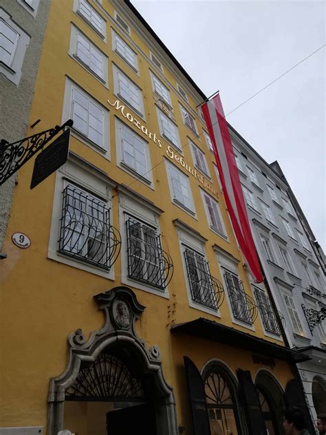 Fasada Mozartove rojstne hiše