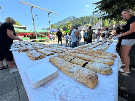 Kmečka povorka v Črni na Koroškem