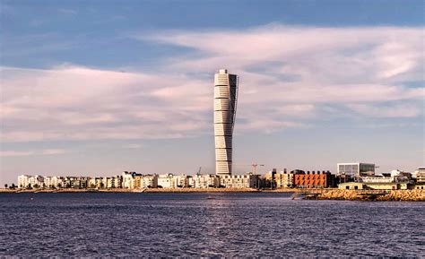 Nebotičnik Turning Torso v Malmöju