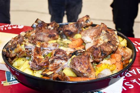 Priprava mesa izpod peke