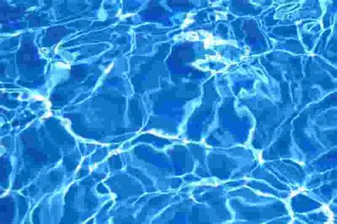 Termalna voda v bazenu