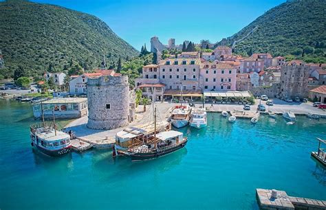 Mali Ston in njegovo obzidje